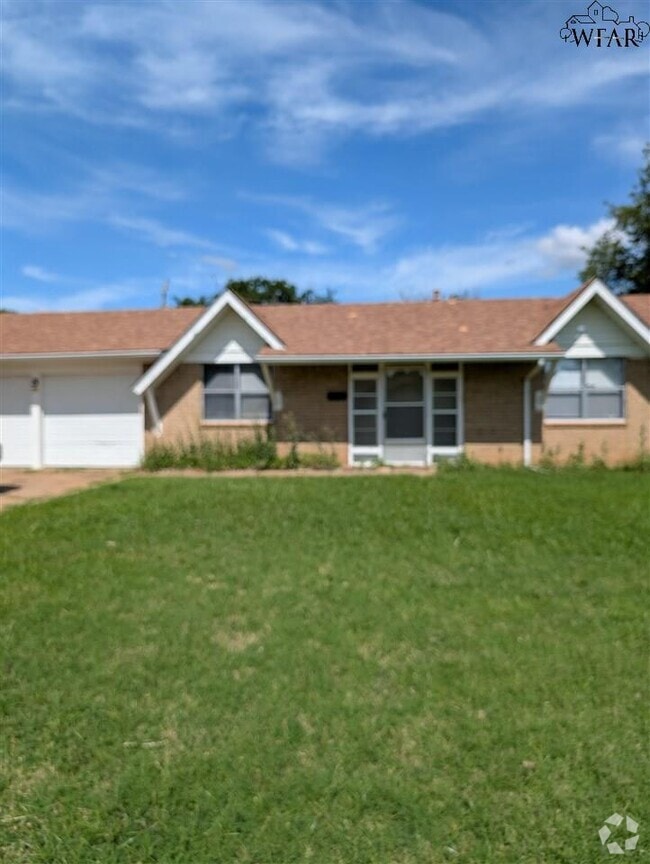 Building Photo - 3 Rene Cir Rental