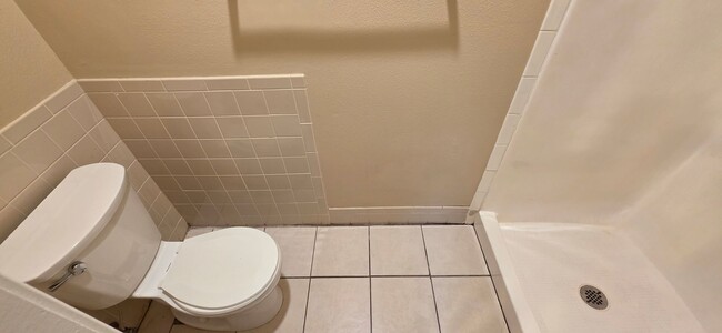 Photo - 3 Bedroom 2 Bathroom home in Kickapoo Schools! $1295!