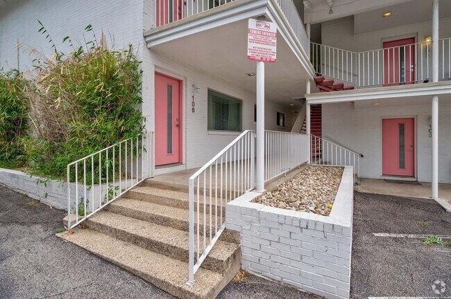 Building Photo - 1208 Enfield Rd Unit 106 Rental