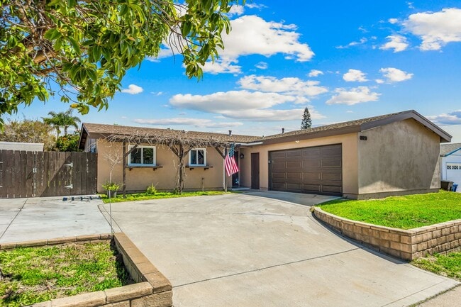 Beautiful Single Story In Great Location!! - Beautiful Single Story In Great Location!! House