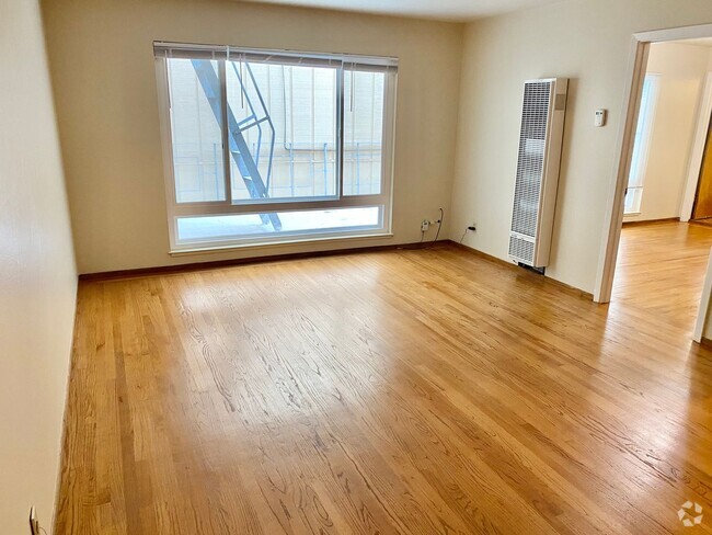 Building Photo - Spacious and Bright 1BR/1BA Unit 530 Bartlett Street - 2 Rental