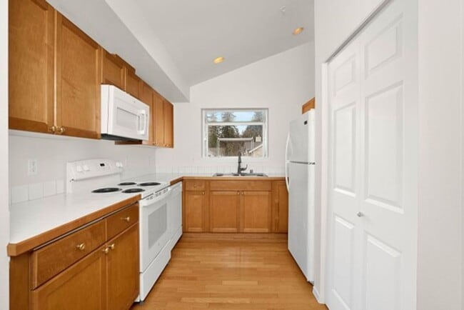 Photo - Bothell Hidden Creek 2BD/2BA Home