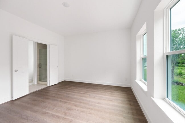 Photo - 833 Paul Quinn St Unit A