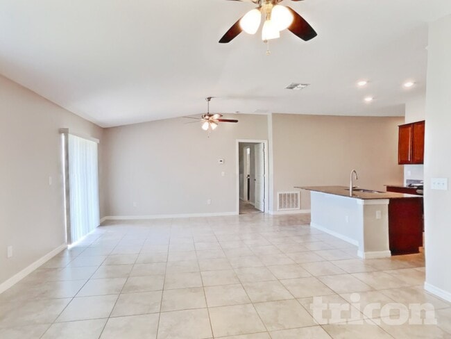 Photo - 1721 Broad Winged Hawk Dr