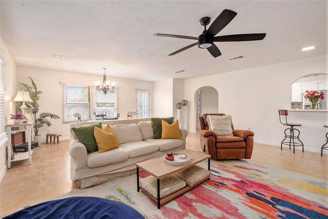 Photo - 116 Whiting Ave