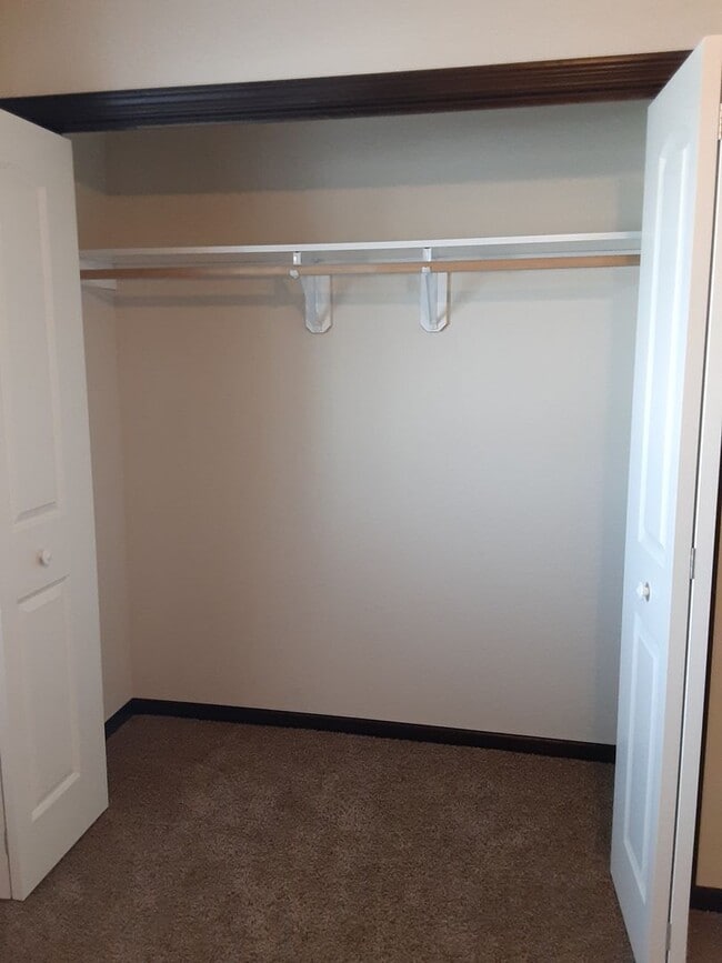Photo - Modern Comfort: Discover Our 2-Bedroom 2-Bath Apartment Gem Unit Fox Run Apartments -581 #7