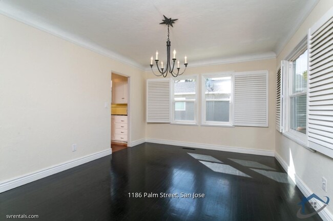 Photo - 1186 Palm St