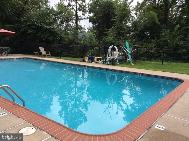 Photo - 335 E Lancaster Ave Unit F23