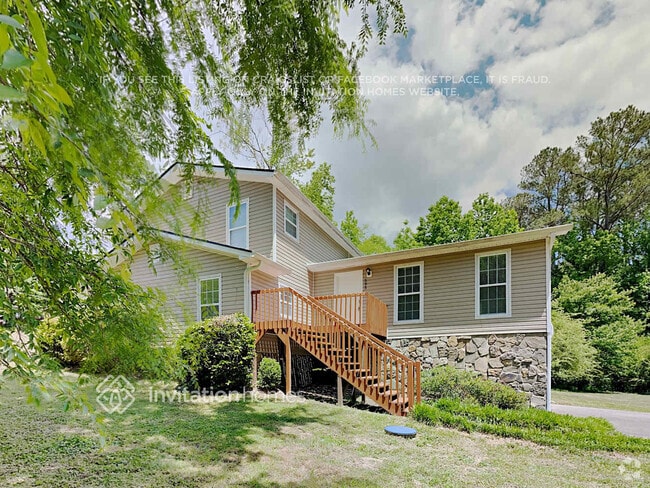 Building Photo - 595 Rivercrest Dr Rental