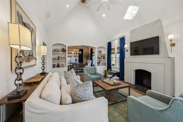 Photo - 5019 Stoneleigh Ave