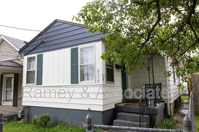 Photo - 636 Lynn Street