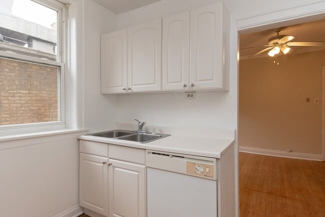 Photo - 4409 N Kenneth Ave Unit A2