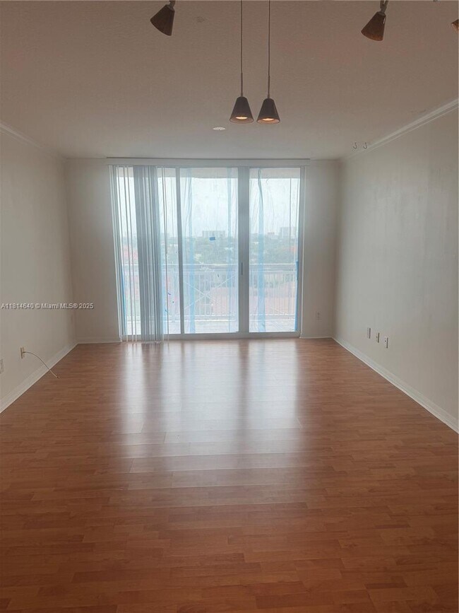 Photo - 2665 SW 37th Ave Unit 601