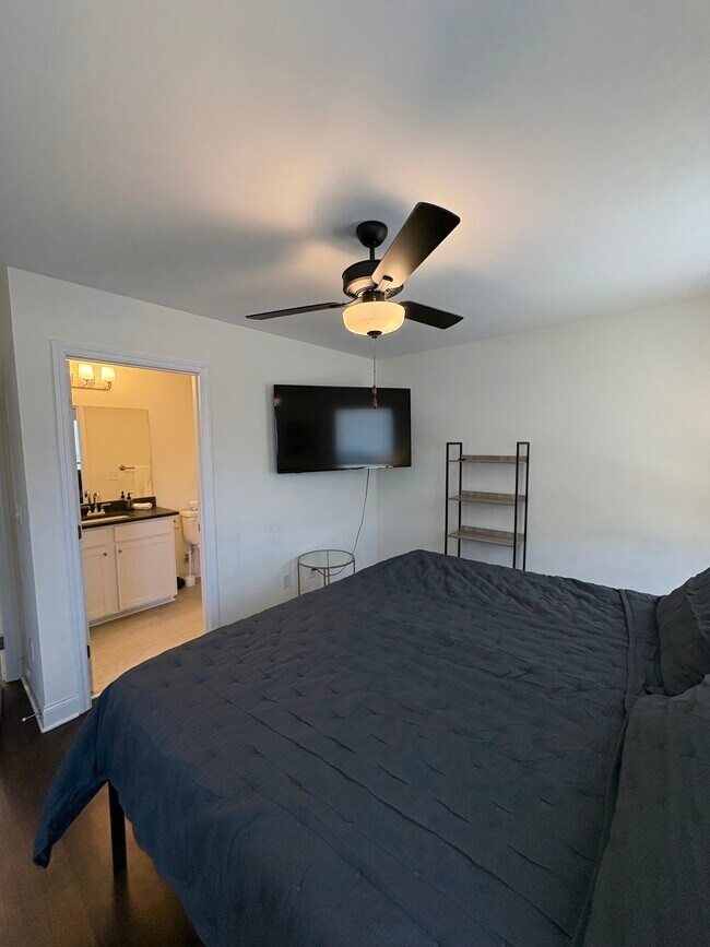 Photo - 5538 Stream Ln