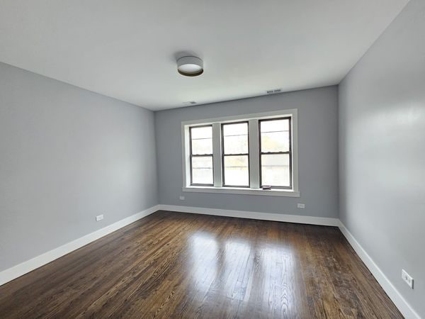 Photo - 2640 W Pratt Blvd Unit 2