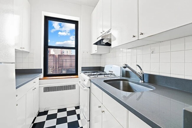 Photo - 101 E 116th St Unidad 2C