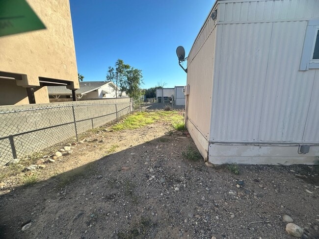 Photo - charming 2 bedroom mobile close to River