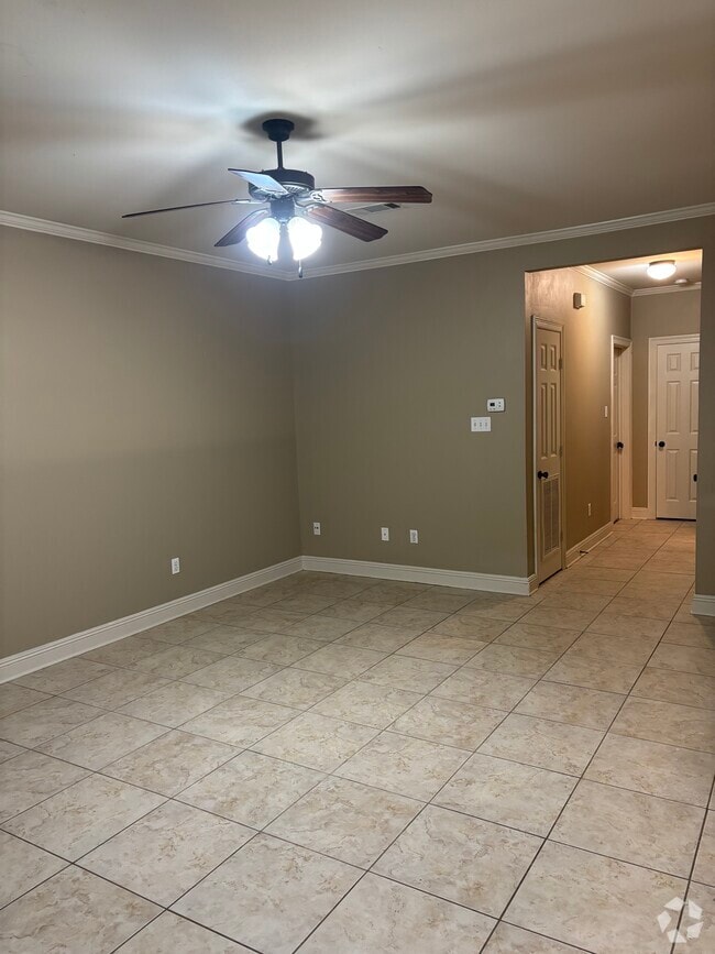 Building Photo - 828 Meadow Bend Dr Unit D Rental