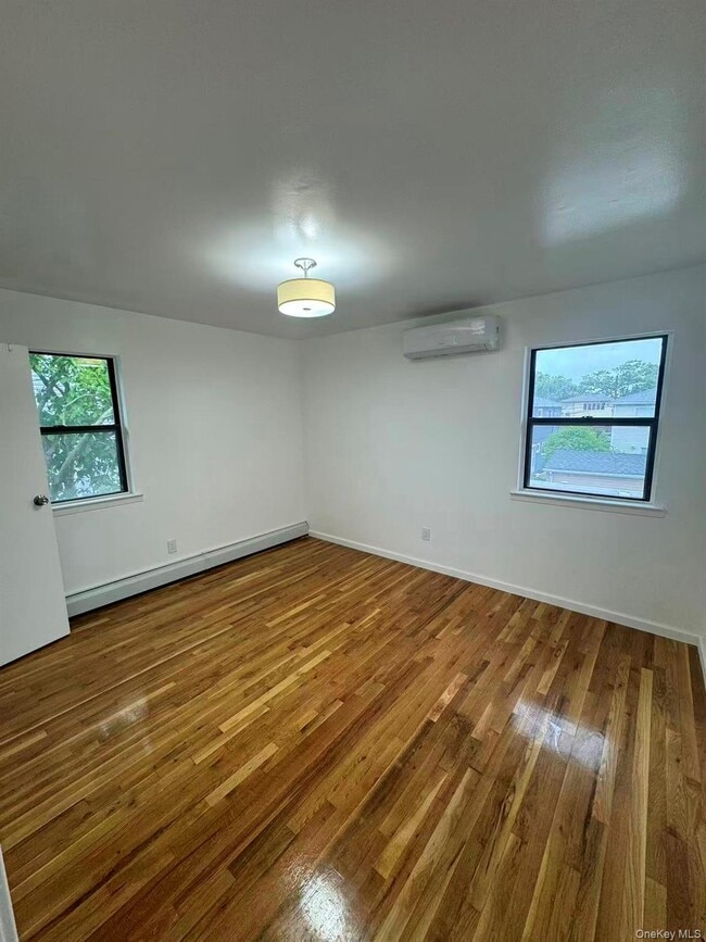 Photo - 376 Newbridge Rd