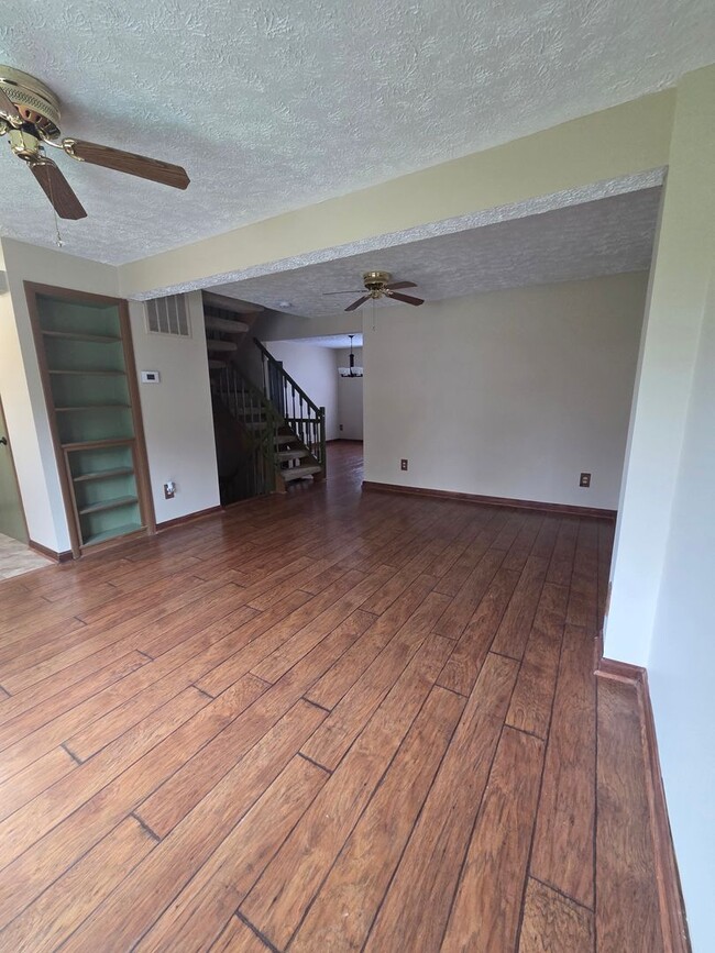 Photo - Serene Living in a Quiet Lakeside Community