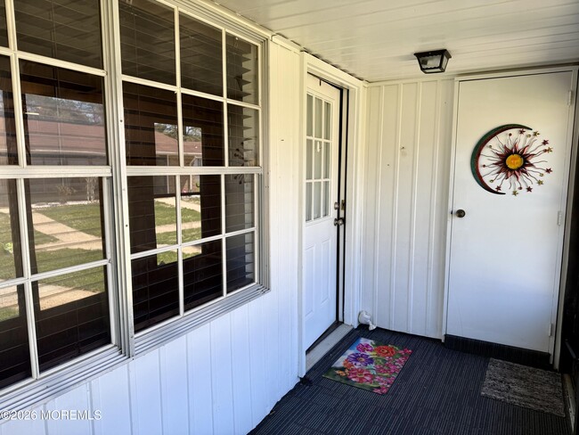 Photo - 20 Yorkshire Ct