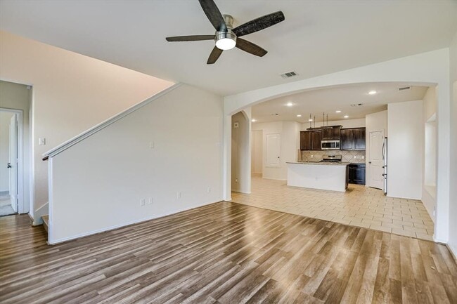 Building Photo - 322 Vermillion Marble Trail