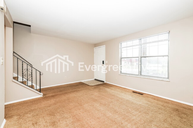 Photo - 8064 Mt Everest St