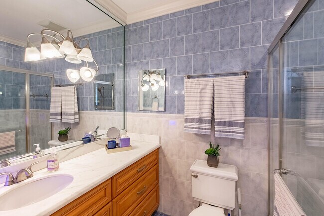 Photo - 3650 Middleburg Dr