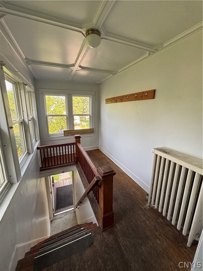 Photo - 616 Mundy St