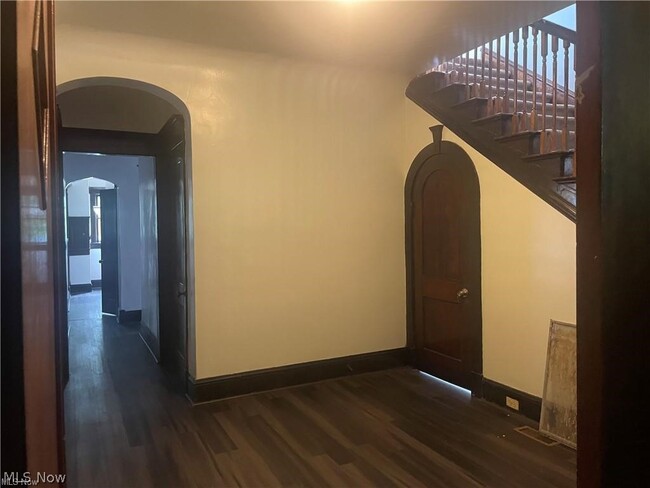 Photo - 1420 Ansel Rd