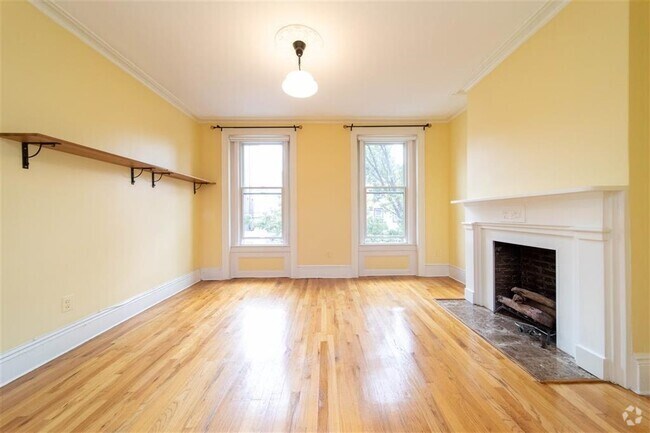 Building Photo - 264 3rd St Unit 2L Rental