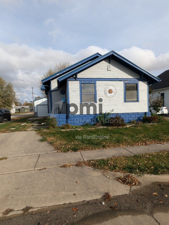 Building Photo - 1200 Lake Land Blvd Rental