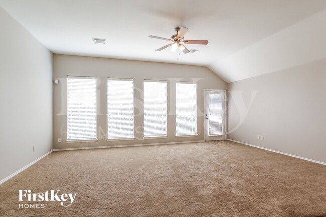 Photo - 2703 Facet Creek Dr