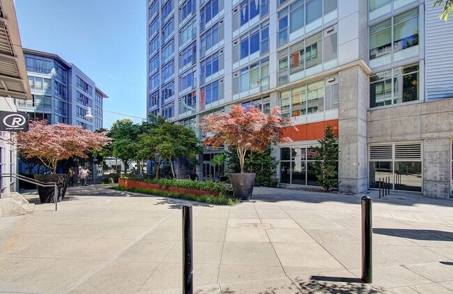 Photo - THE CIVIC IN GOOSE HOLLOW STUDIO BEDROOM CONDO!