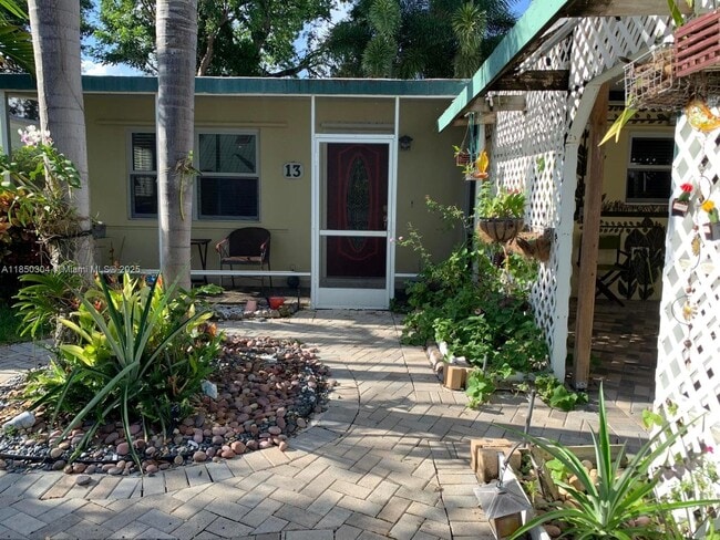 Building Photo - 13 Bass Ave Rental