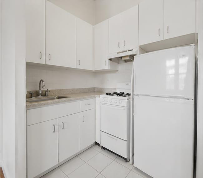 Photo - 226 E 116th St Unidad 20