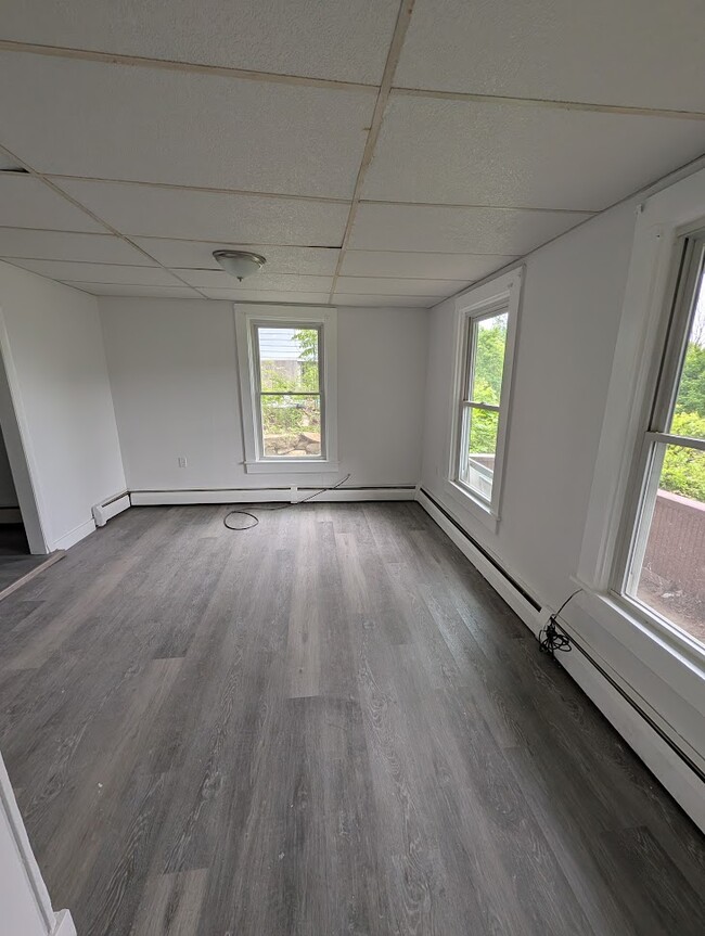 Photo - 286 Walnut St Unit 286 Lower