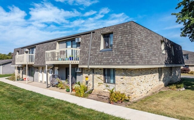 Private Entry 2 Bedroom Apartment Available! - Private Entry 2 Bedroom Apartment Available! Unit 16633 -  #8