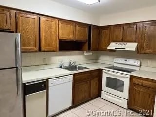 Photo - 71 Aiken St Unit P-10