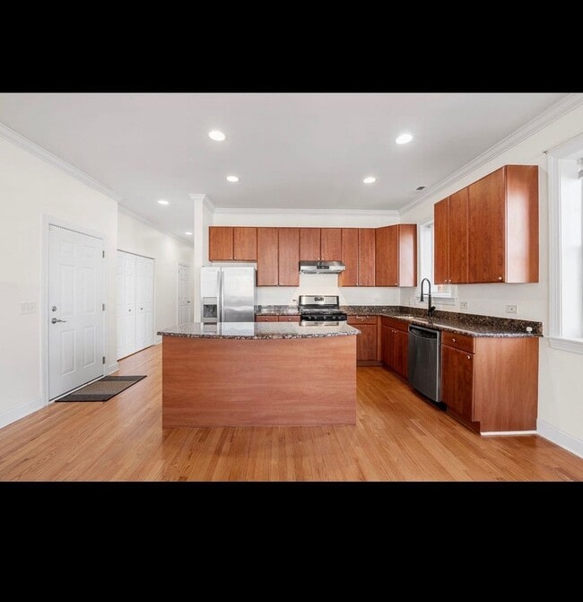 Photo - 2204 N Natchez Ave