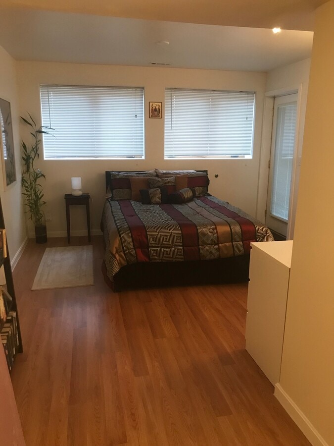 Photo - 224 Chatham Ln