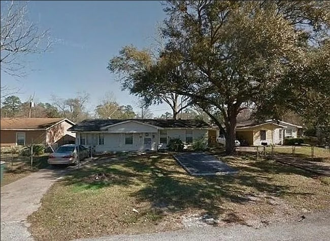 4440 Swing Dr