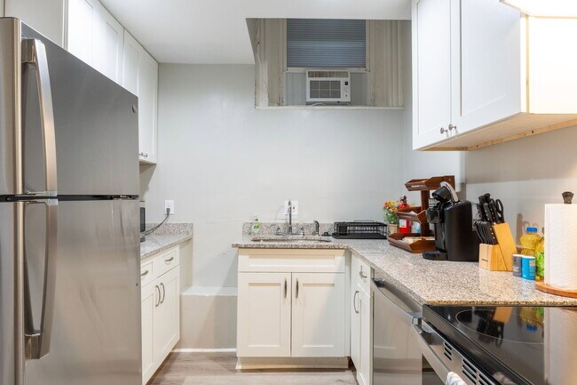 Photo - 1601 W Cary St Unit 1