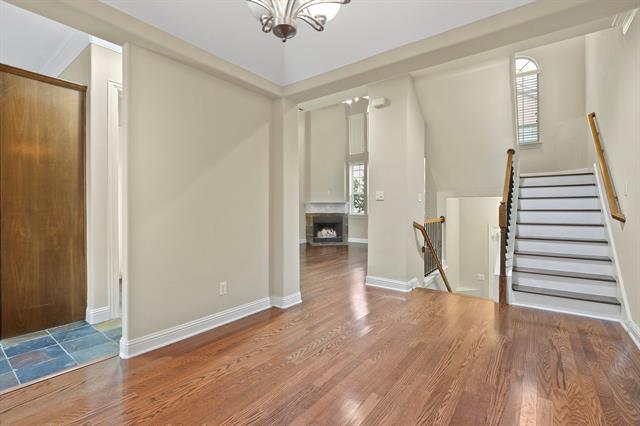 Photo - 5812 La Vista Dr