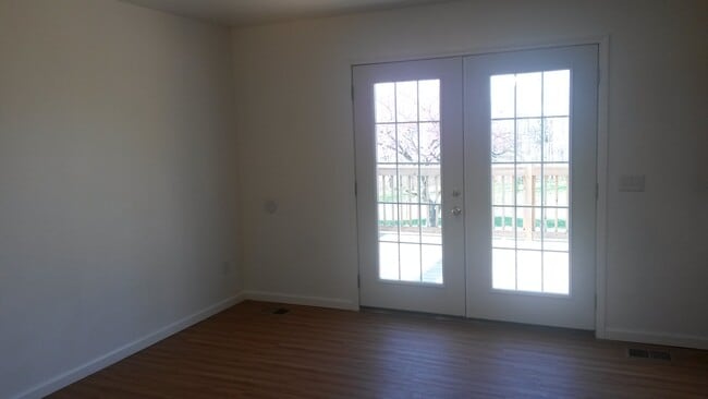 Photo - 2900 Mosley Ferry Rd