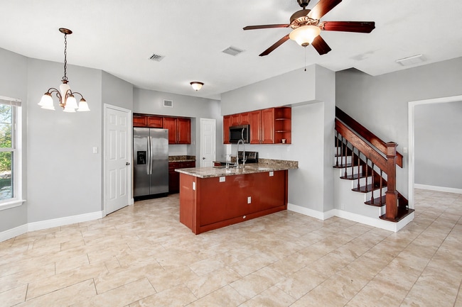 Photo - 2384 Roanoke Ct