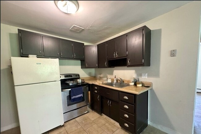 Photo - 109 Warren St Unit 3