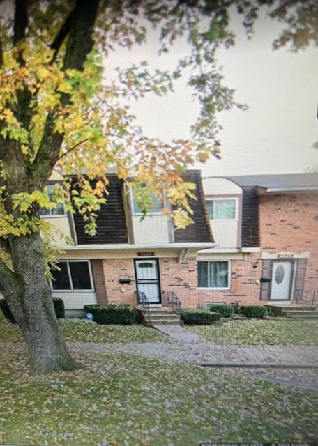 Photo - 2026 Lioncrest Dr Townhome