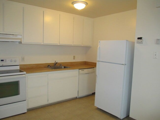 Photo - Downstairs apartment in Rocklin 4plex