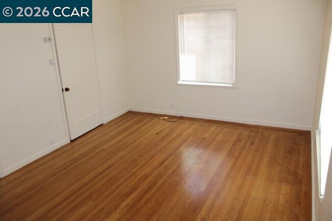 1209 Marin Ave